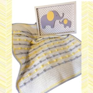 Handmade crochet baby blanket & Elephant nursery decor / Size 28" x 36" throw